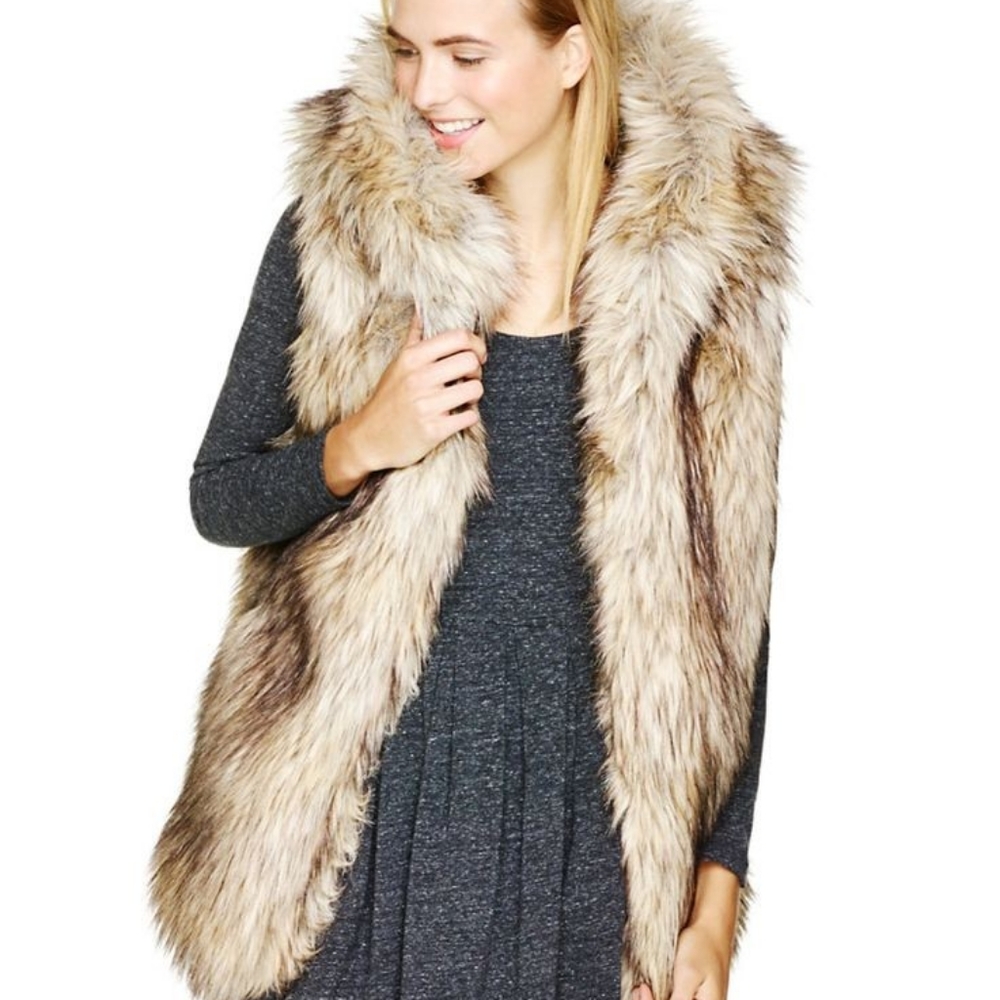Sunday Best Faux Fur Hooded Vest in Multi-Tone Brown - Picture 2 of 4